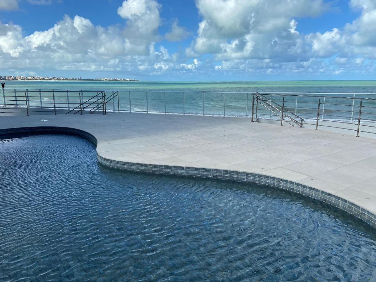 Bela Hospedagem - Flat Pe Na Areia No Bessa Com Vista Incrivel Do Mar Joao Pessoa Luaran gambar